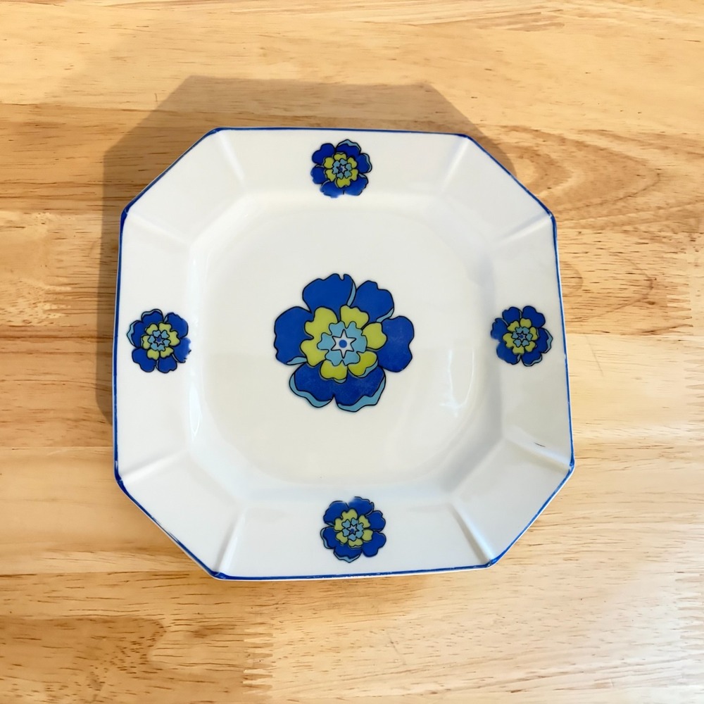 Vintage 1970s Japanese Octagonal Salad Plates Retro Flower Power Set of 4